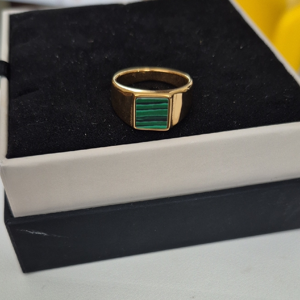 ⚡️Sale Gold and Green Ring